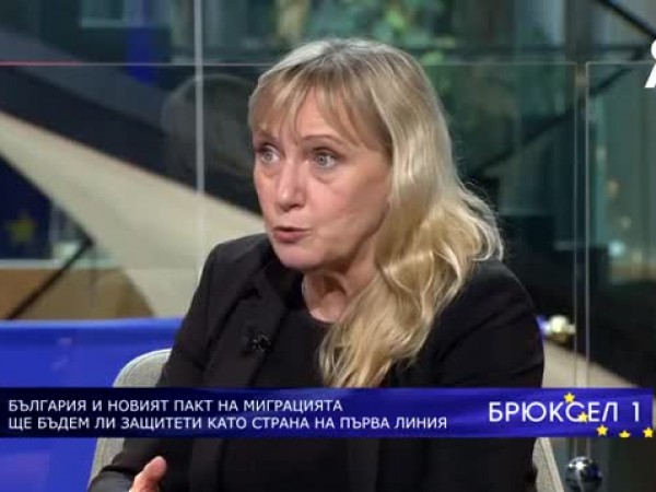 Подслушван ли е телефонът на евродепутата Елена Йончева?